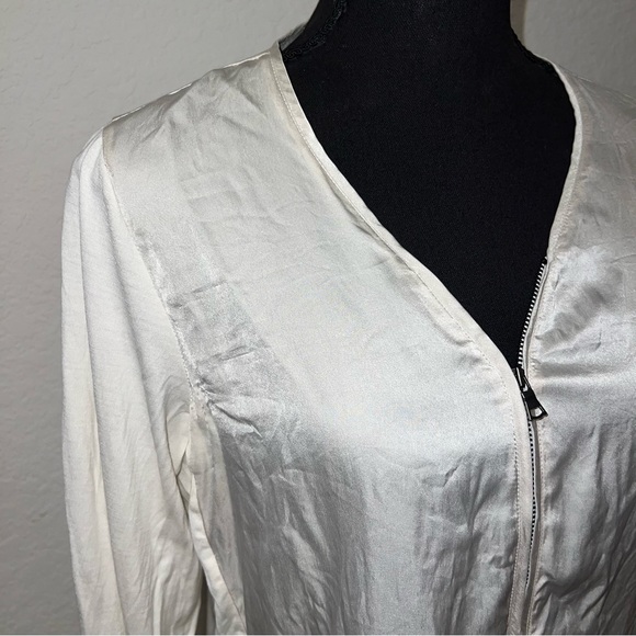 GO Silk zippy redux blouse - Picture 4 of 8